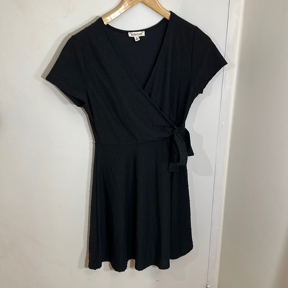 Dress - Picture 1 of 3